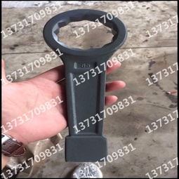 工业维修中的关键手动工具 敲击扳手、冲击梅花扳手、打击梅花扳手与阀门扳手详解